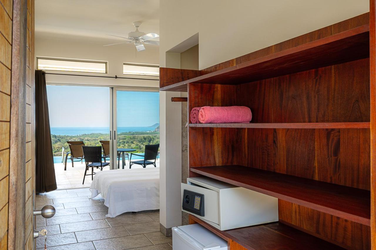 Playa Bejuco  Casa Laureles Bed & Breakfast エクステリア 写真