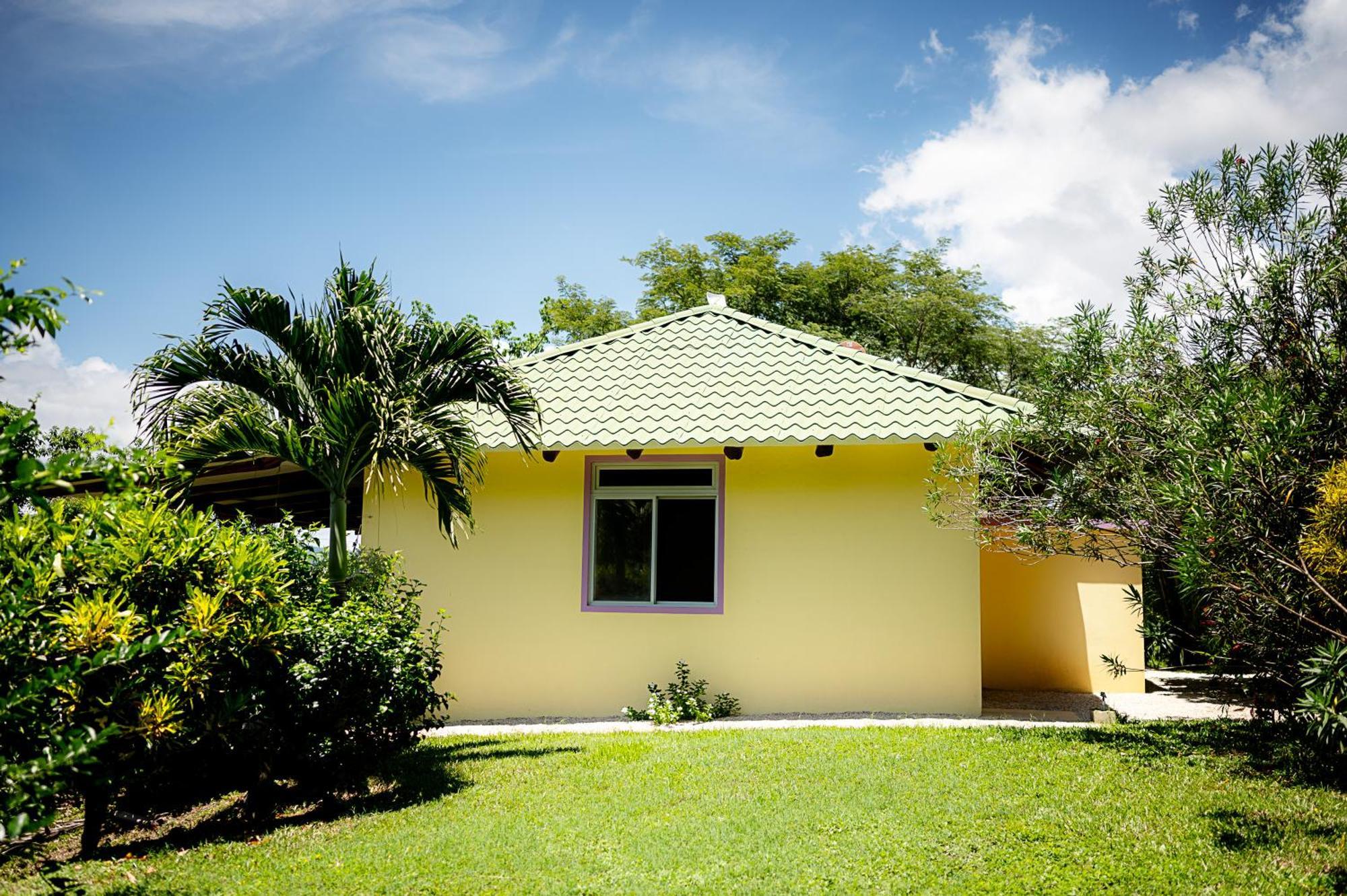 Playa Bejuco  Casa Laureles Bed & Breakfast エクステリア 写真